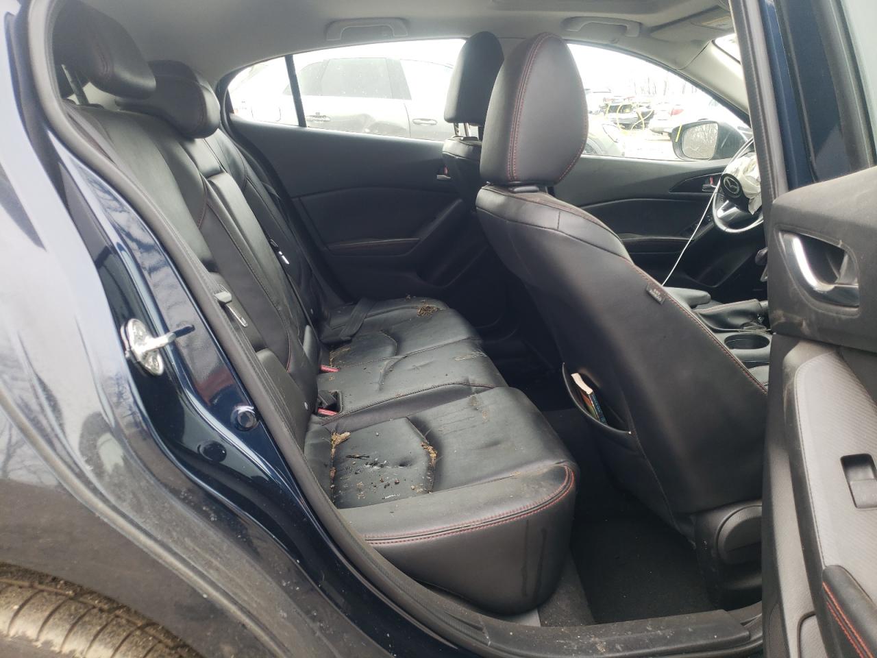 Photo 6 from auction – 2015 MAZDA 3 TOURING with VIN JM1BM1L39F1238621