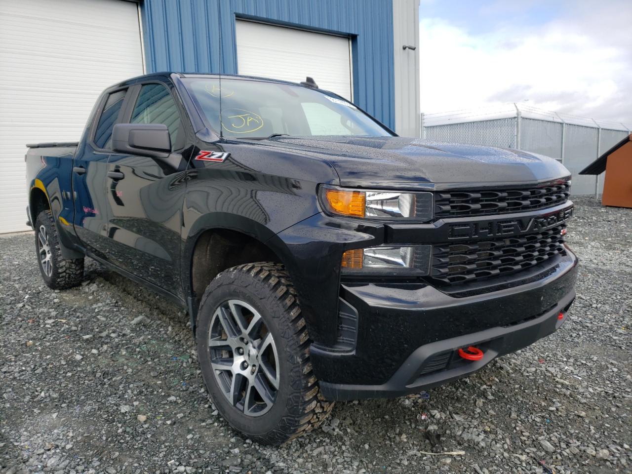 CHEVROLET SILVERADO 2019 with VIN 1GCRYCEF0KZ250898 - Photo from auction