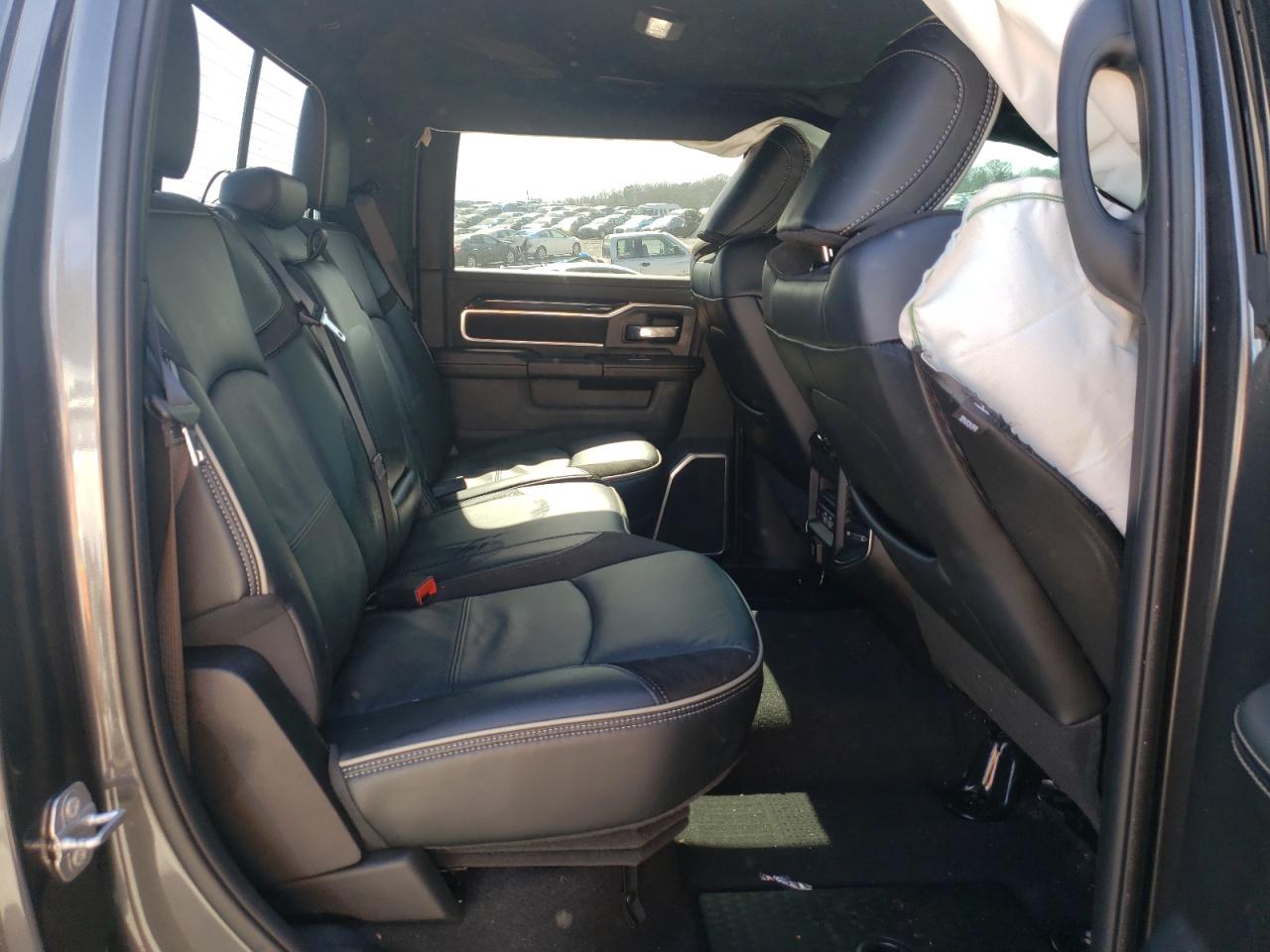 Photo 6 from auction – 2021 RAM 2500 LARAM with VIN 3C6UR5FL2MG626132