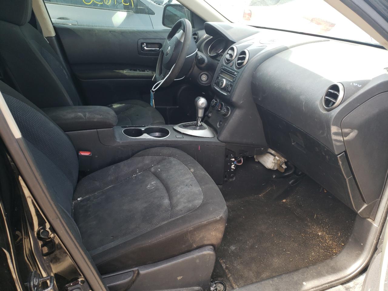 Photo 5 from auction – 2015 NISSAN ROGUE SELE with VIN JN8AS5MT5FW656754