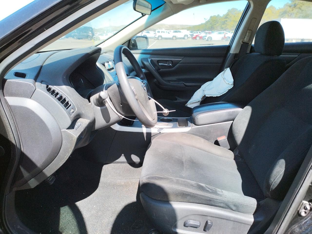 Photo 5 from auction – 2015 NISSAN ALTIMA 2.5 with VIN 1N4AL3AP7FC463677