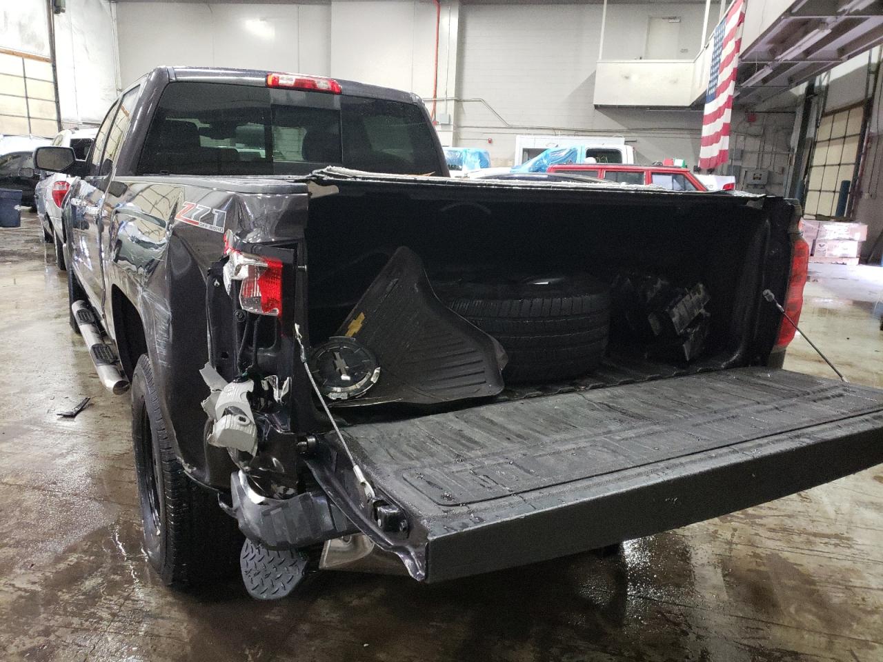 Foto 3 de la subasta – 2015 CHEVROLET SILVERADO con VIN 3GCUKSEJ7FG308604