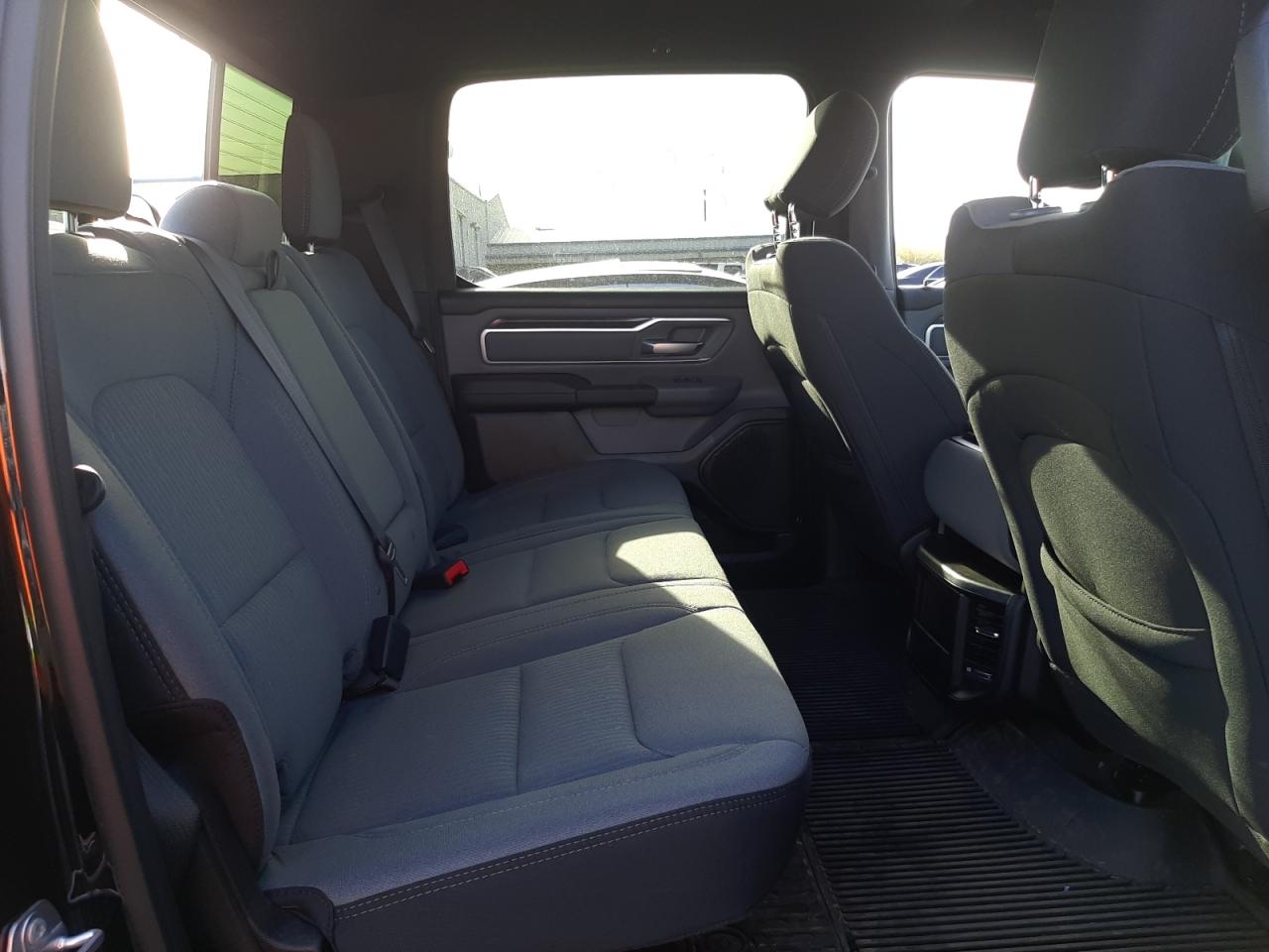 Photo 17 from auction – 2022 RAM 1500 BIG H with VIN 1C6SRFFT9NN128368