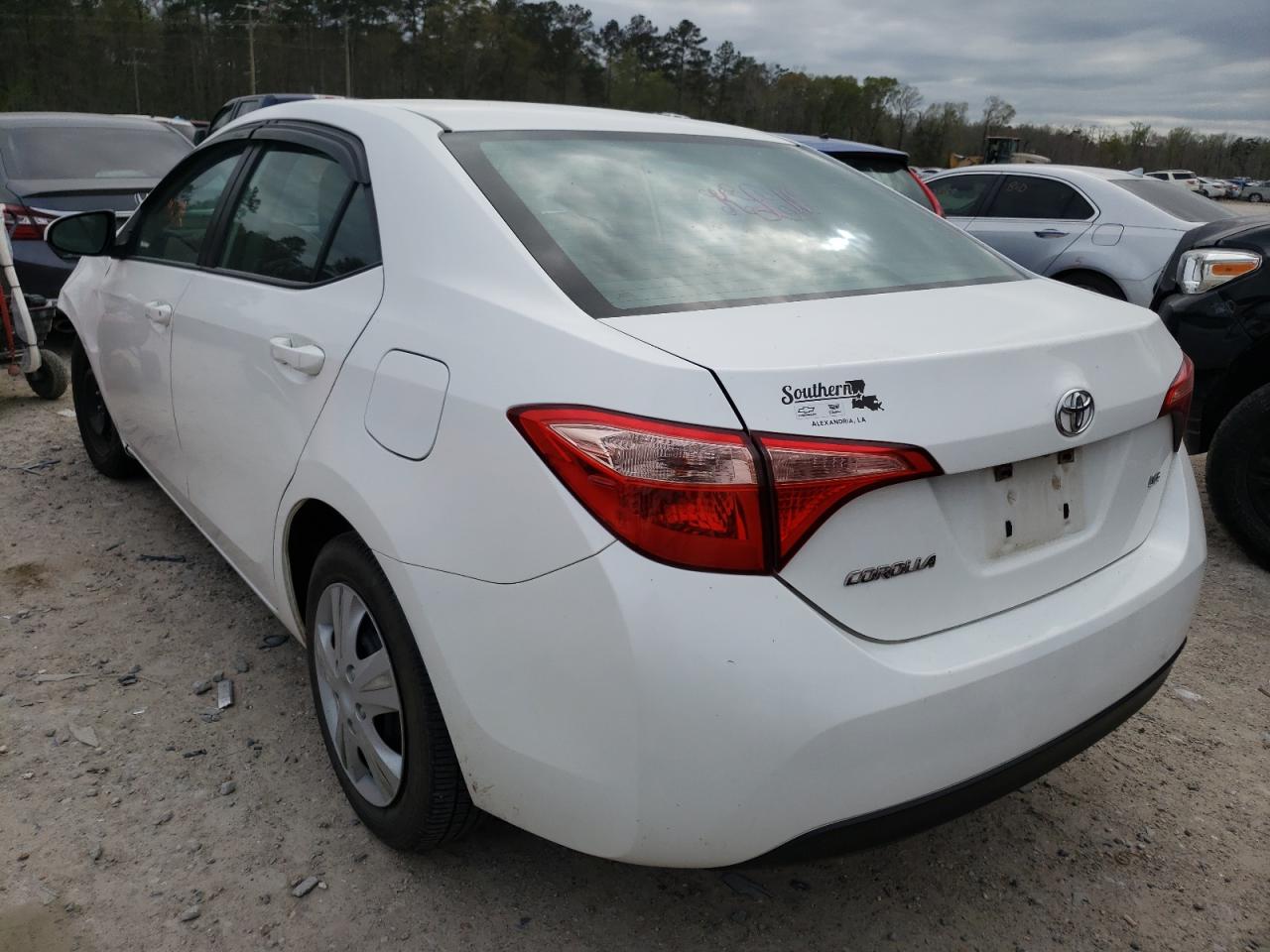 Photo 3 from auction – 2017 TOYOTA COROLLA L with VIN 5YFBURHE3HP646085