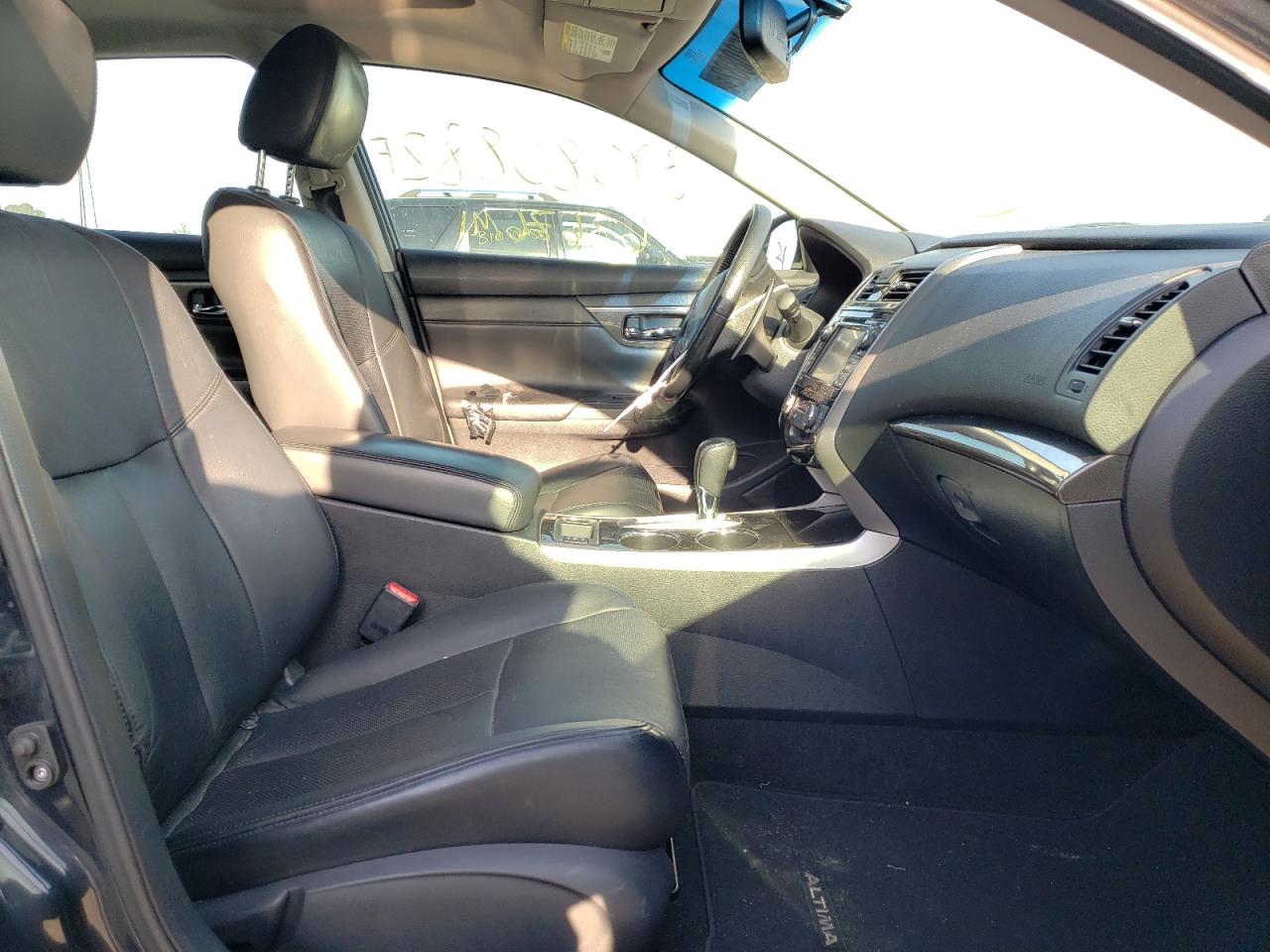 Photo 5 from auction – 2014 NISSAN ALTIMA 3.5 with VIN 1N4BL3AP1EC420262