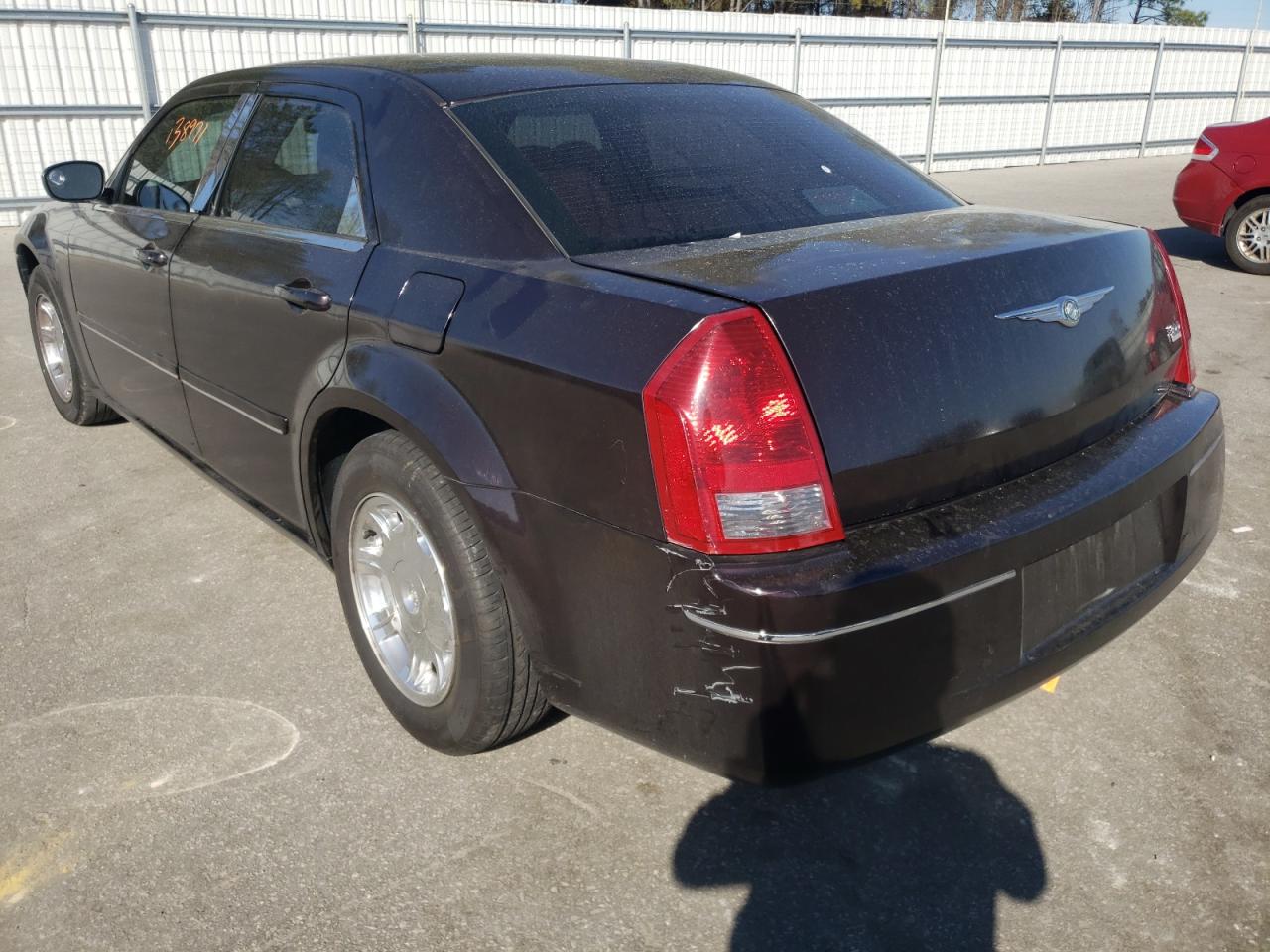 Photo 3 from auction – 2005 CHRYSLER 300 TOURIN with VIN 2C3JA53GX5H547680