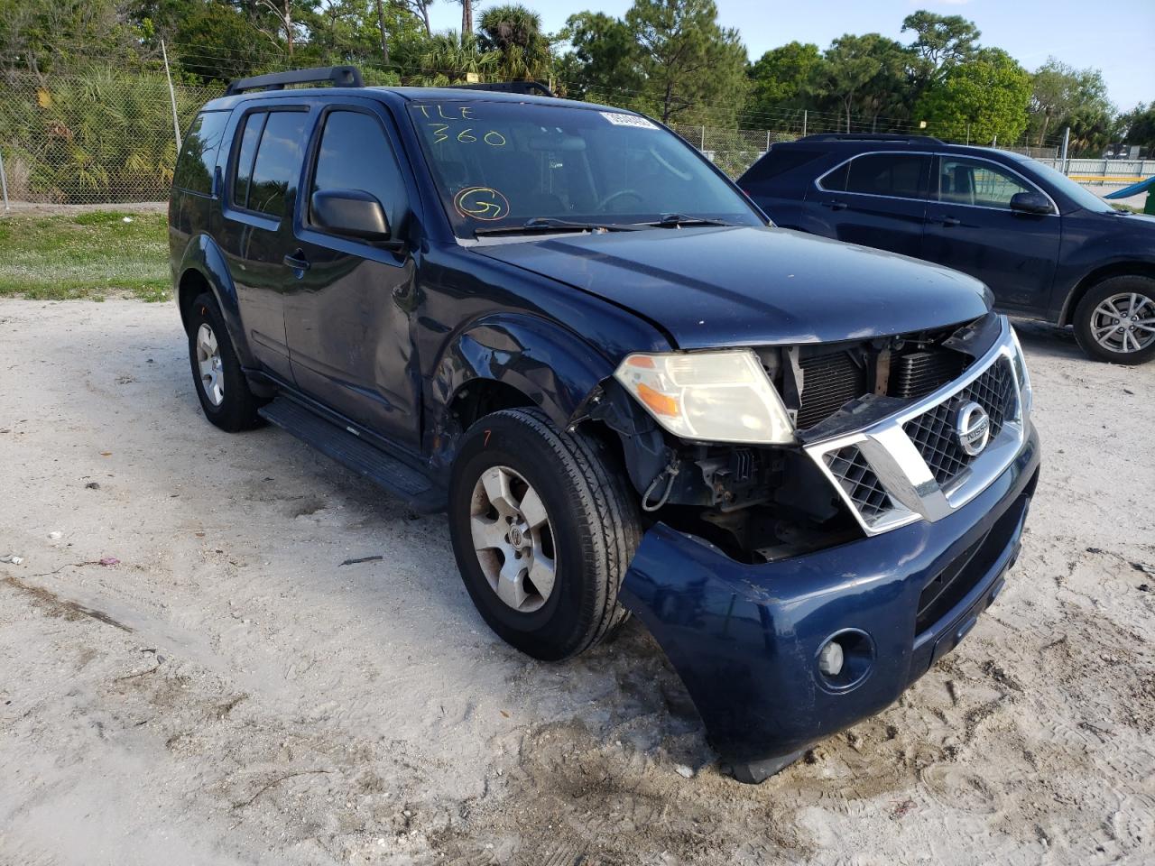 NISSAN PATHFINDER 2008 with VIN 5N1AR18U18C626332 - Photo from auction