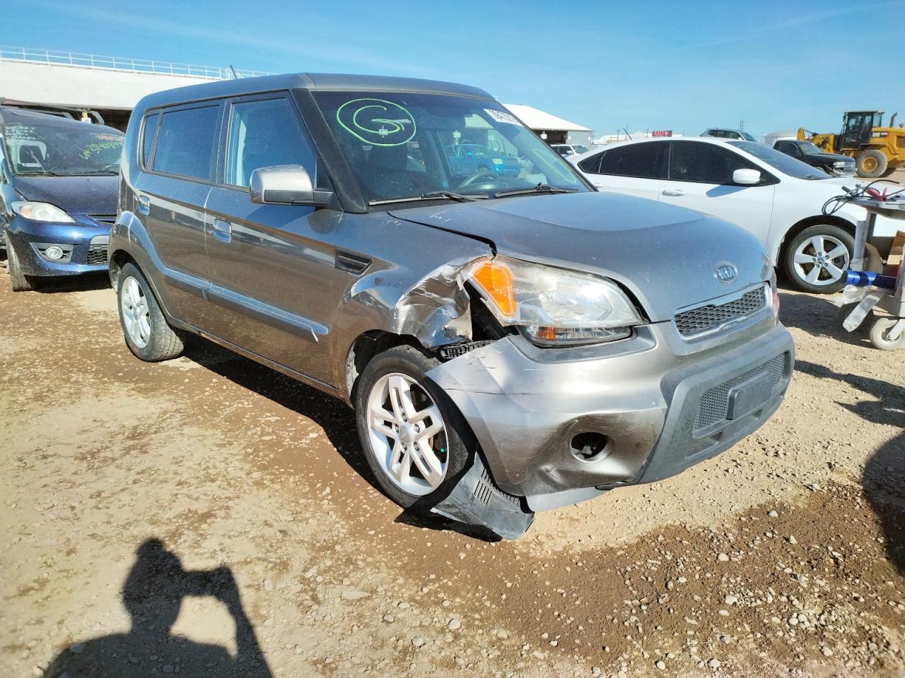 KIA SOUL + 2010 with VIN KNDJT2A22A7164480 - Photo from auction