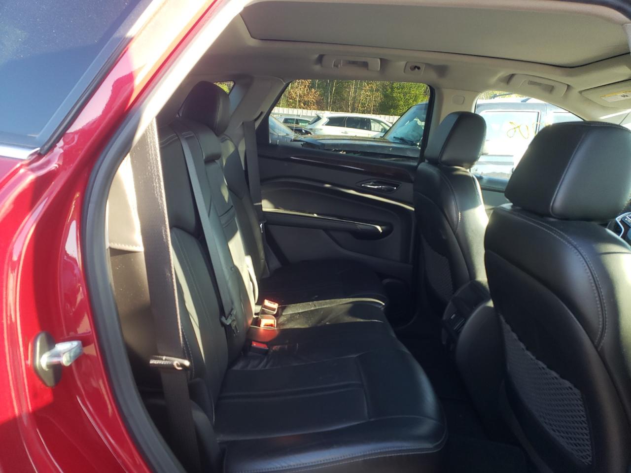 Photo 6 from auction – 2015 CADILLAC SRX PERFOR with VIN 3GYFNFE37FS536859