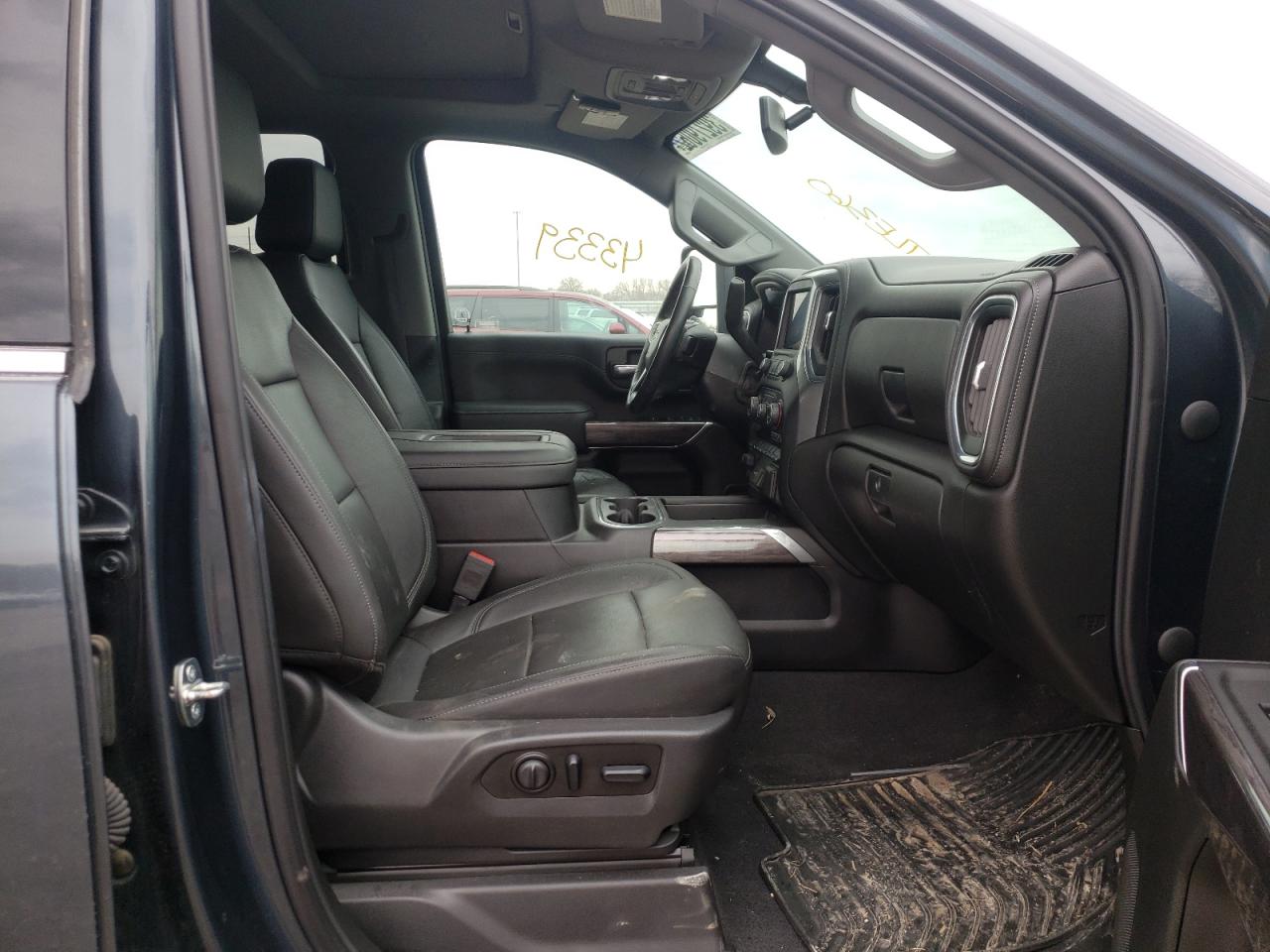 Photo 5 from auction – 2020 CHEVROLET SILVERADO with VIN 1GC4YPE7XLF137019