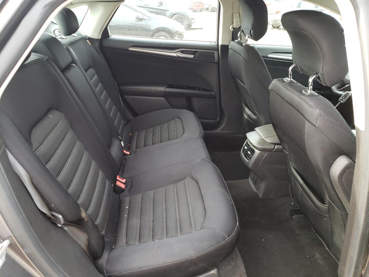 Photo 6 from auction – 2014 FORD FUSION SE with VIN 3FA6P0H78ER165573