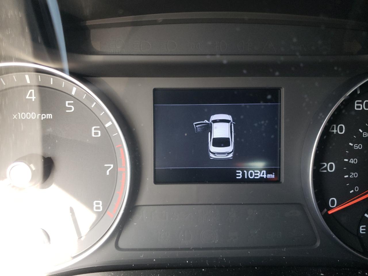 Photo 8 from auction – 2019 KIA FORTE FE with VIN 3KPF24AD9KE095794