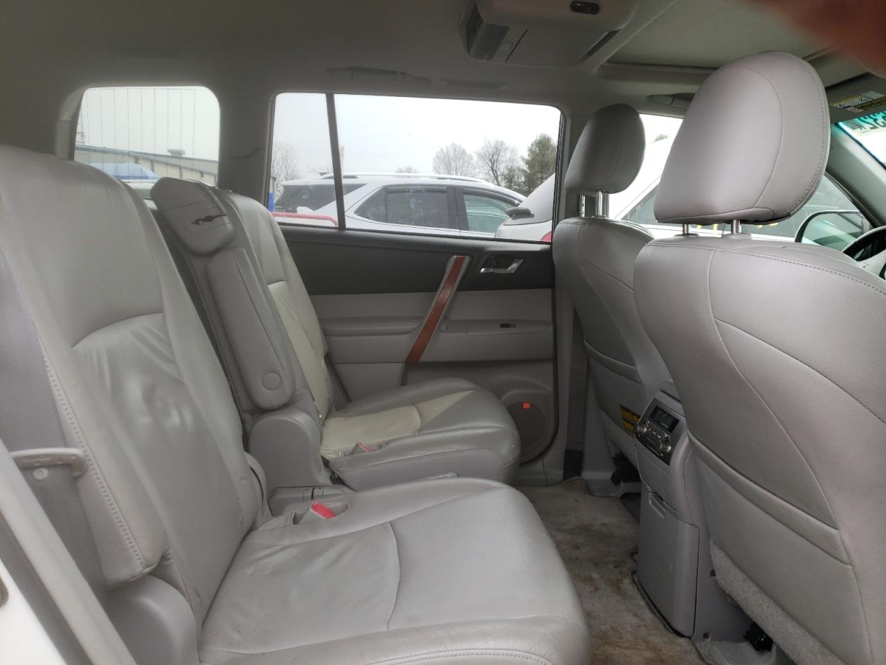 Photo 6 from auction – 2009 TOYOTA HIGHLANDER with VIN JTEES42A292148046