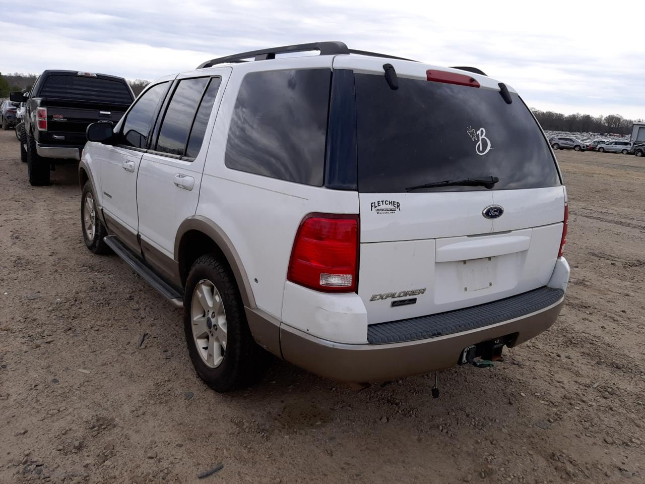 Photo 3 from auction – 2004 FORD EXPLORER E with VIN 1FMDU74W44ZA11318
