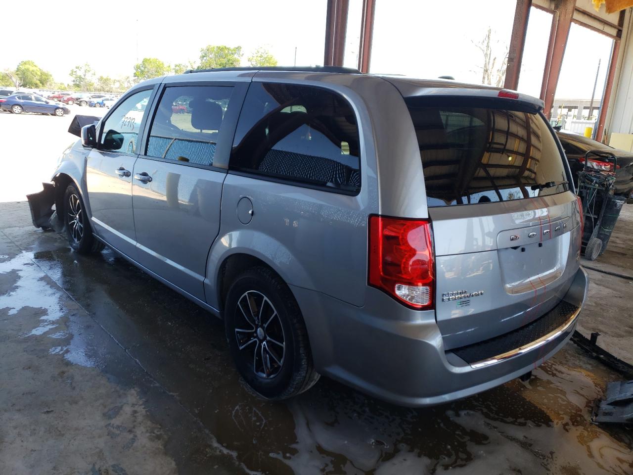 Photo 3 from auction – 2018 DODGE GRAND CARA with VIN 2C4RDGEG4JR242386