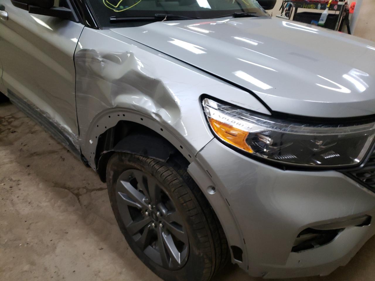 Photo 9 from auction – 2021 FORD EXPLORER X with VIN 1FMSK8DH9MGA14361
