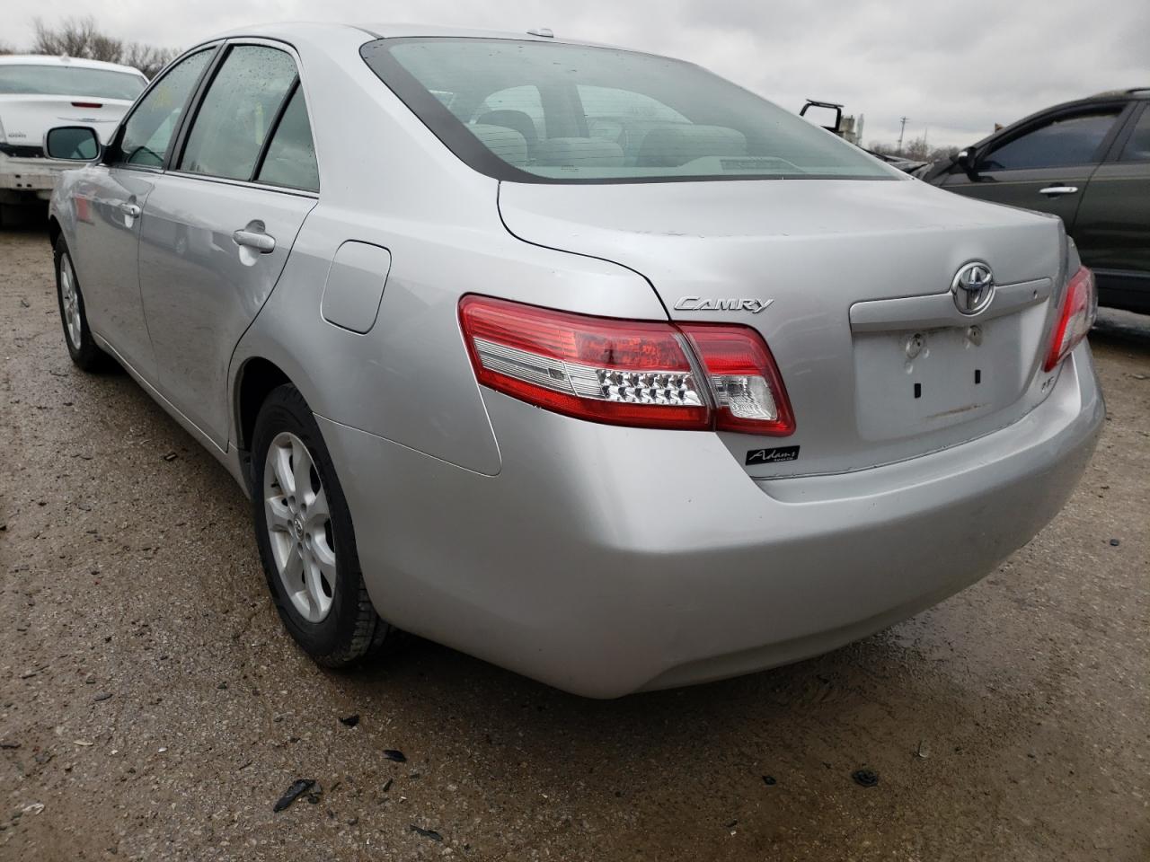 Photo 3 from auction – 2011 TOYOTA CAMRY BASE with VIN 4T4BF3EK7BR209140