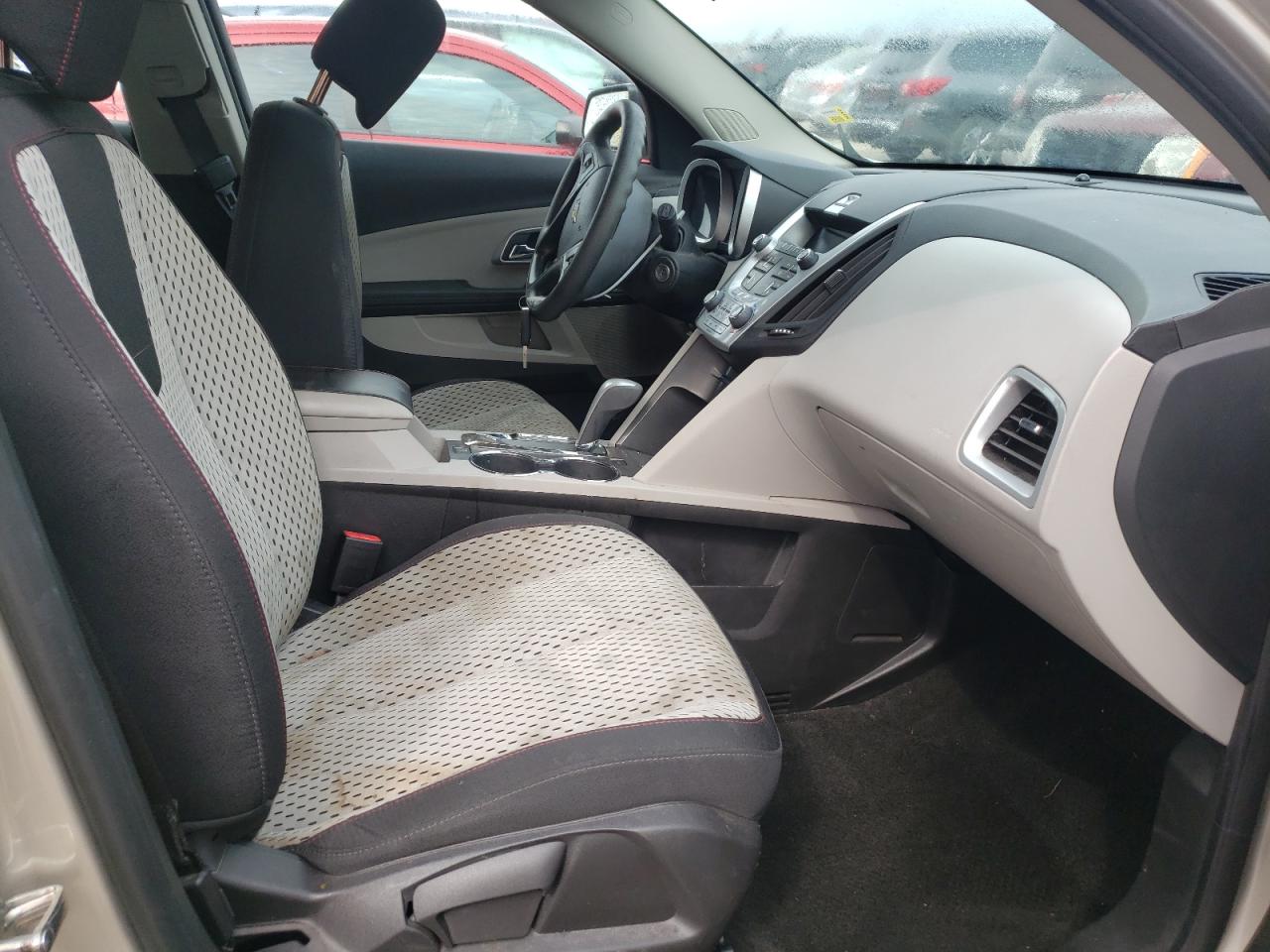 Photo 5 from auction – 2015 CHEVROLET EQUINOX LS with VIN 1GNALAEK8FZ102296