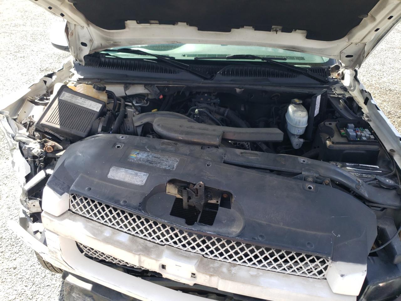 Photo 7 from auction – 2004 CHEVROLET AVALANCHE with VIN 3GNEK12TX4G192582