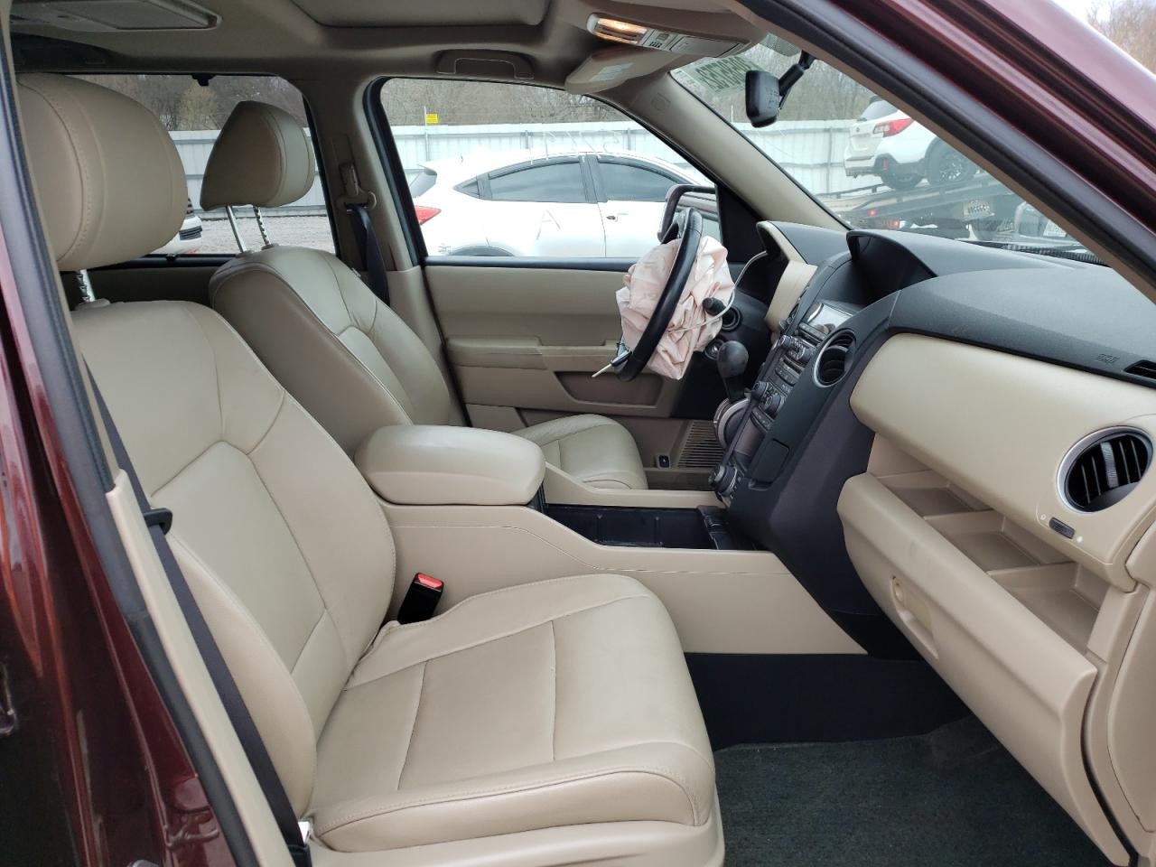 Photo 5 from auction – 2014 HONDA PILOT TOUR with VIN 5FNYF4H92EB054274