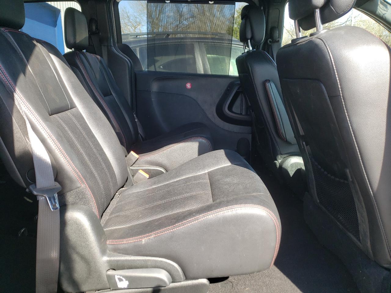 Photo 6 from auction – 2018 DODGE GRAND CARA with VIN 2C4RDGEG4JR346103