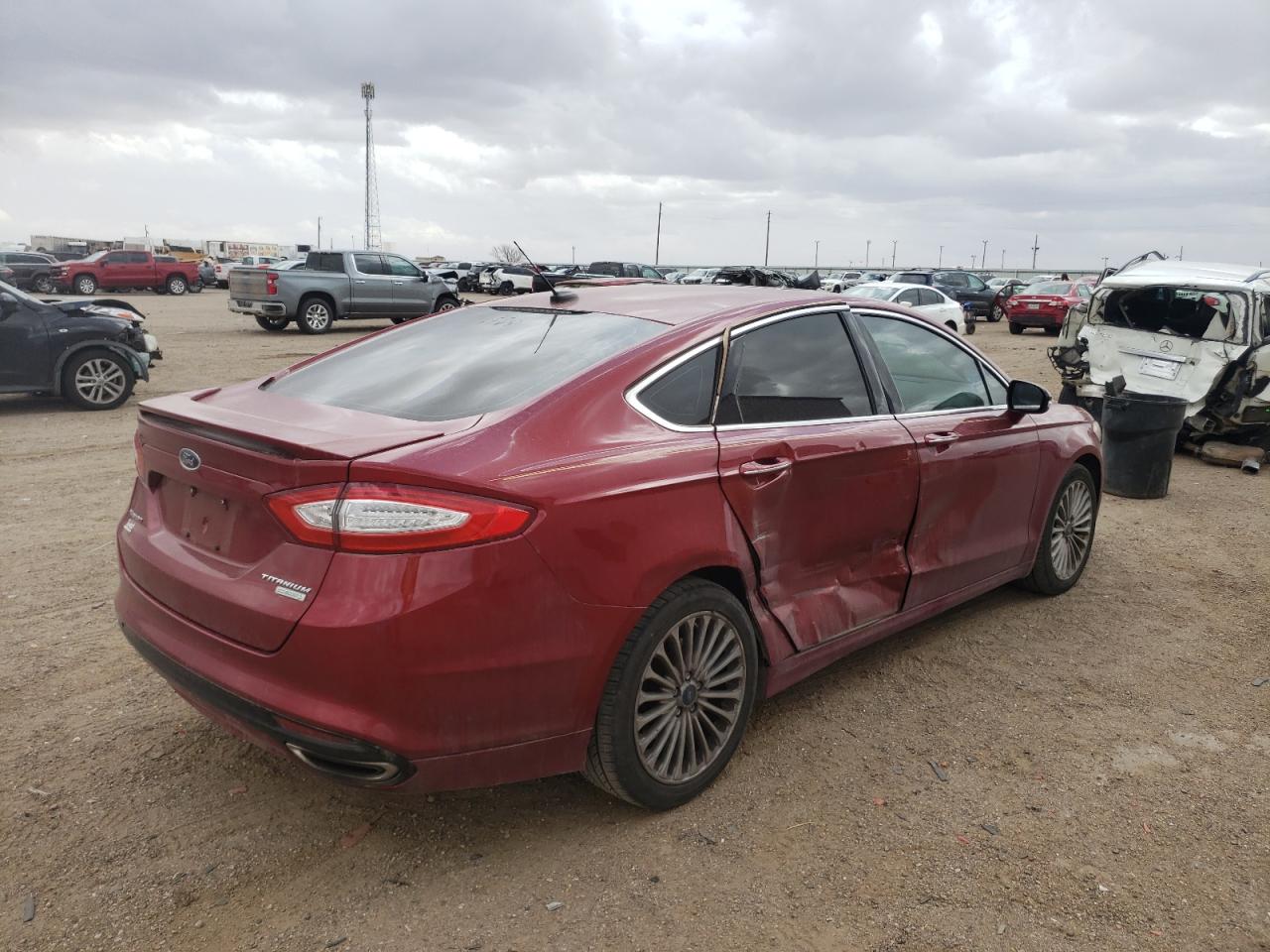 Photo 4 from auction – 2016 FORD FUSION TIT with VIN 3FA6P0K97GR103076