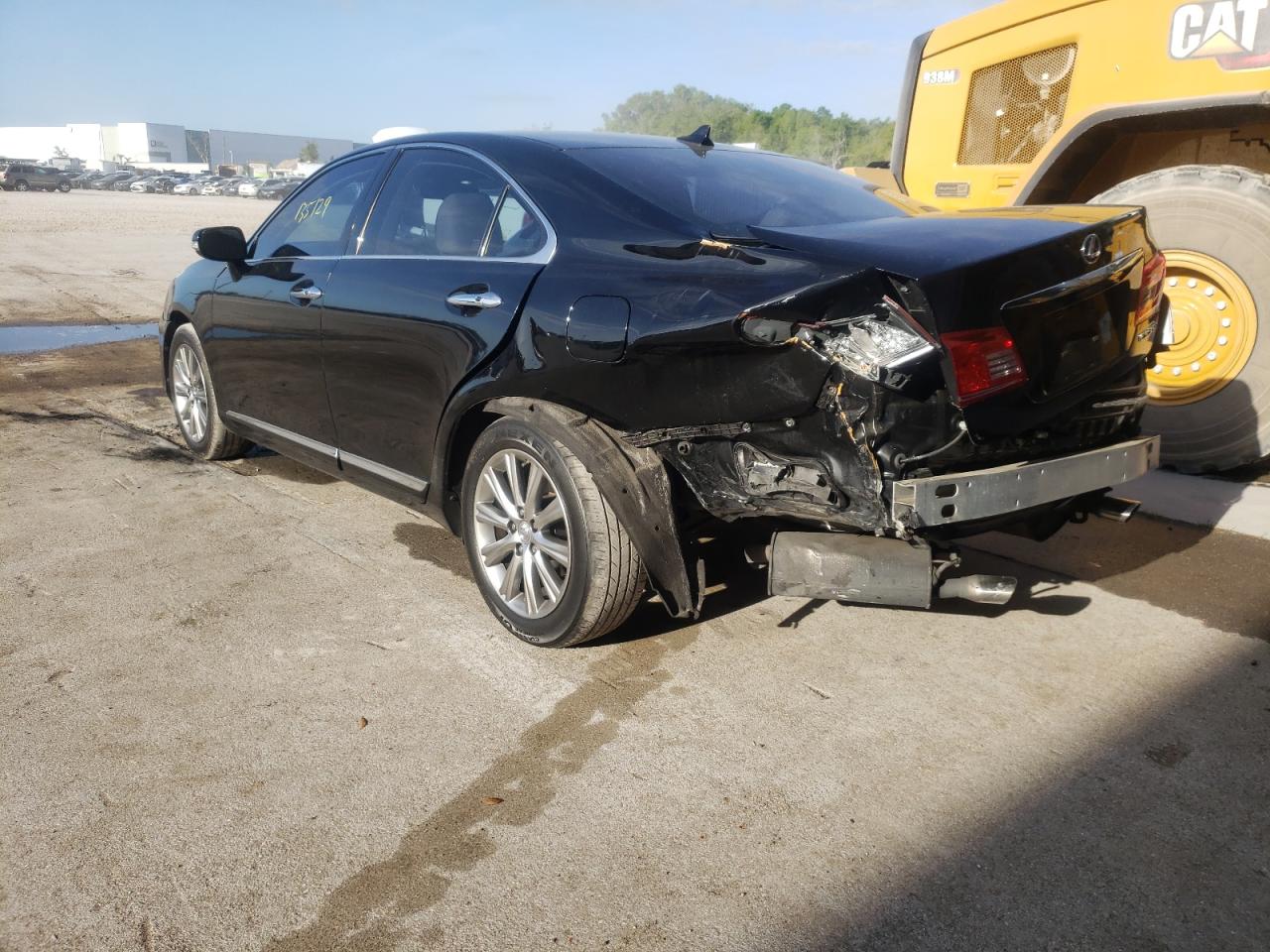 Photo 3 from auction – 2011 LEXUS ES 350 with VIN JTHBK1EG7B2424649
