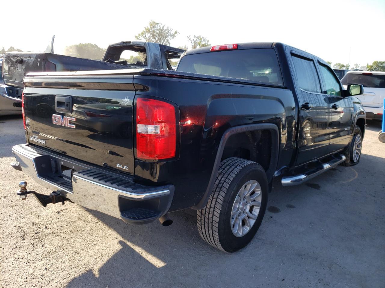 Photo 4 from auction – 2018 GMC SIERRA K15 with VIN 3GTU2MEC8JG582951