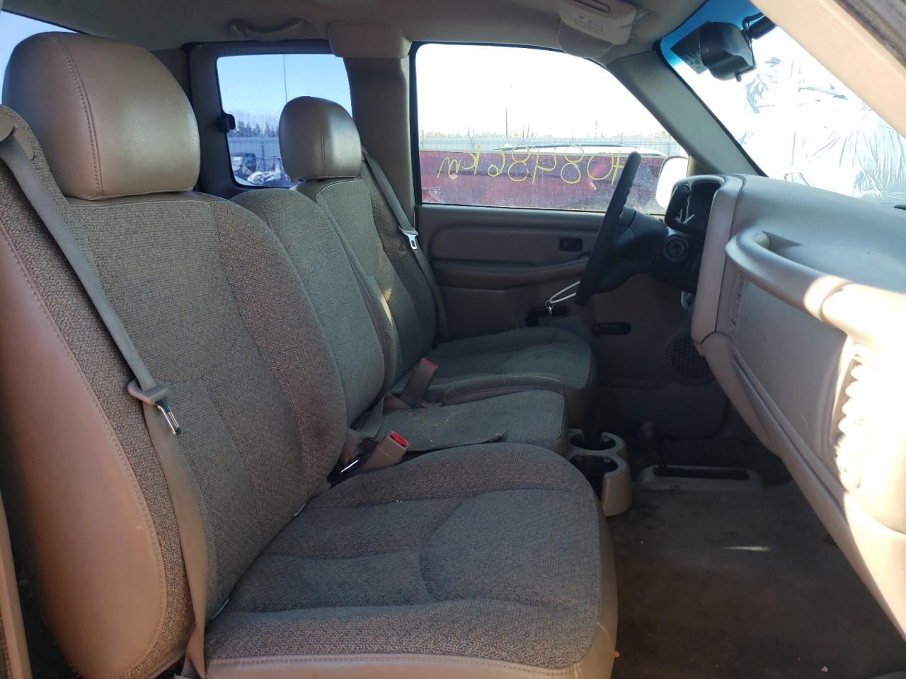 Photo 5 from auction – 2003 GMC NEW SIERRA with VIN 2GTEK19V731338685