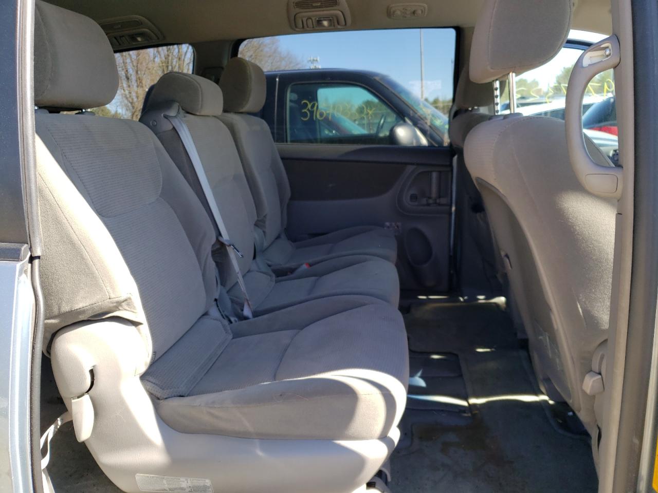 Photo 6 from auction – 2004 TOYOTA SIENNA CE with VIN 5TDZA23C34S061853
