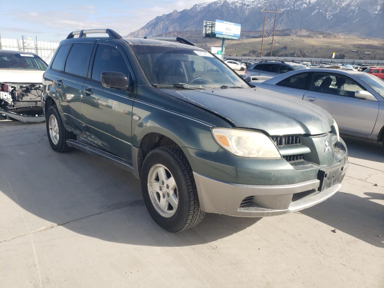MITSUBISHI OUTLANDER 2006 with VIN JA4LZ31F96U036269 - Photo from auction