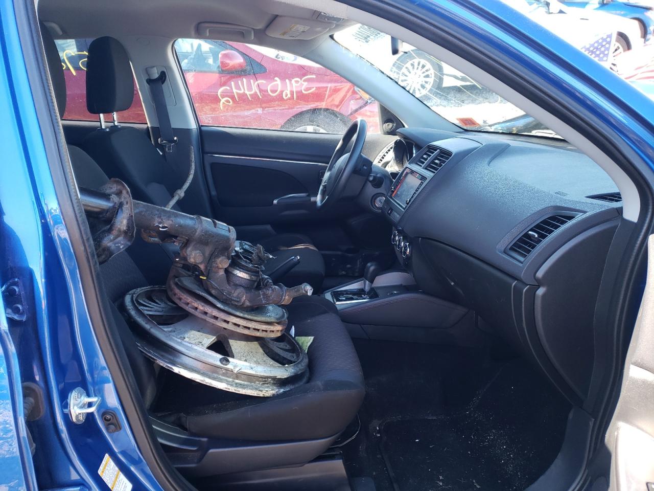 Photo 5 from auction – 2019 MITSUBISHI OUTLANDER with VIN JA4AR3AU2KU008765