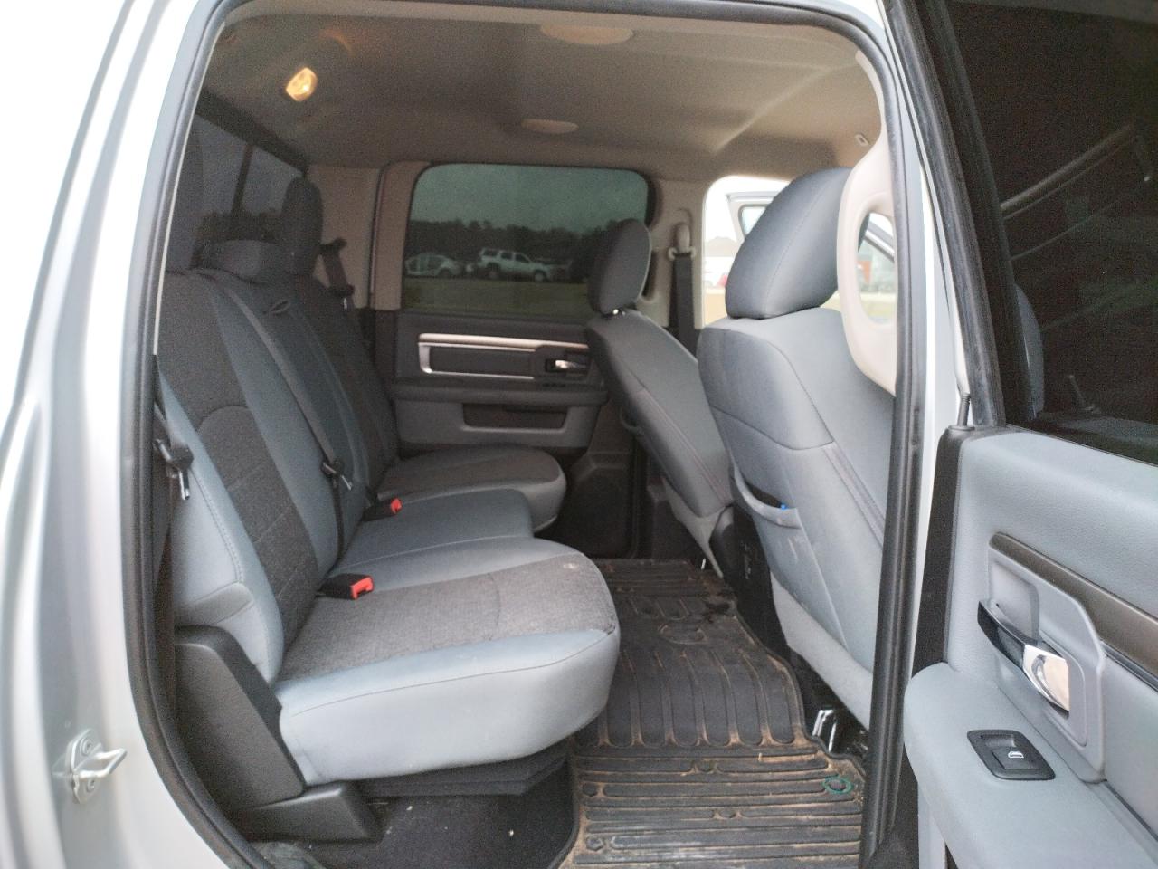 Zdjęcie 6 z aukcji – 2018 RAM 1500 SLT z VIN 3C6RR6LT8JG210159