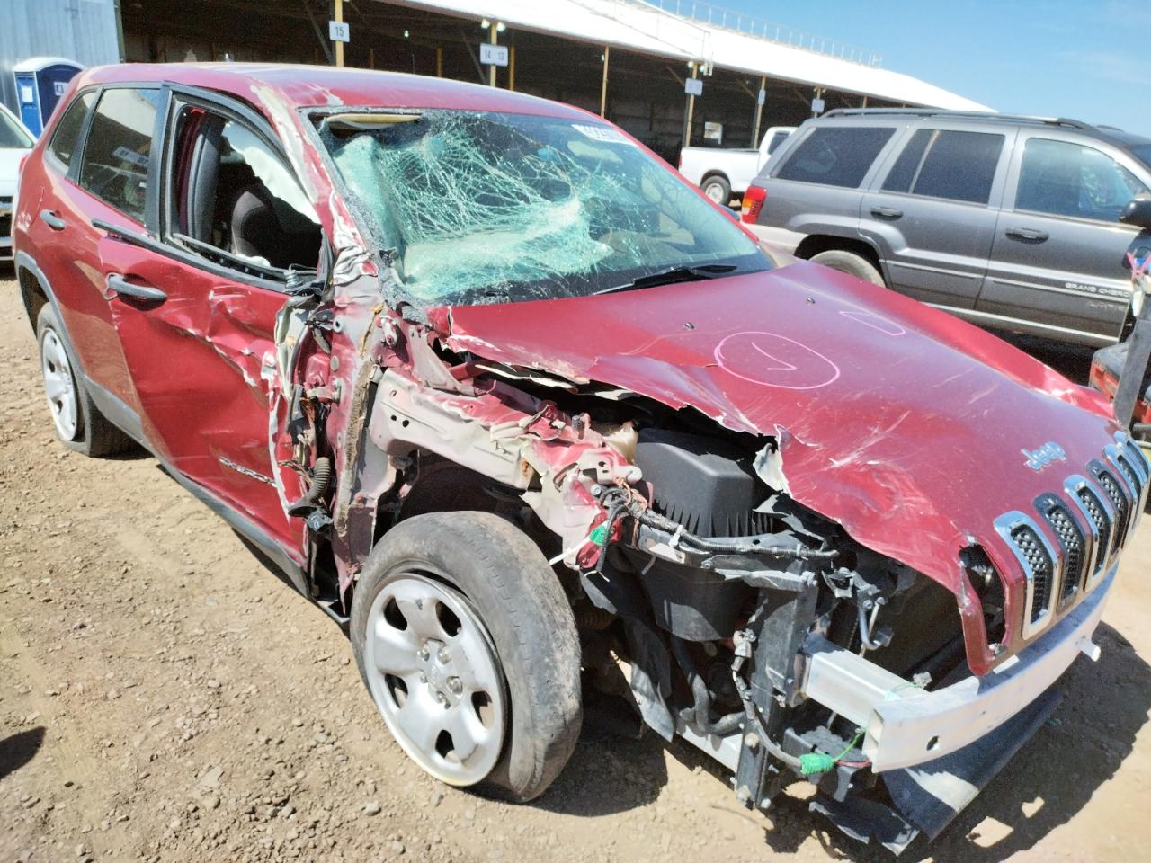 Photo 9 from auction – 2015 JEEP CHEROKEE S with VIN 1C4PJLAB7FW573156