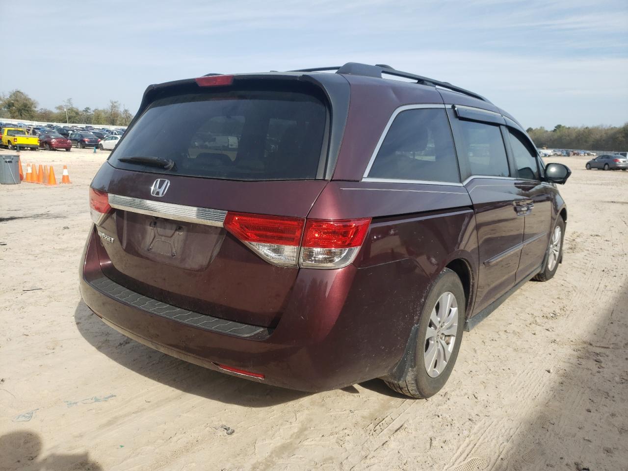 Photo 4 from auction – 2015 HONDA ODYSSEY EX with VIN 5FNRL5H67FB044429