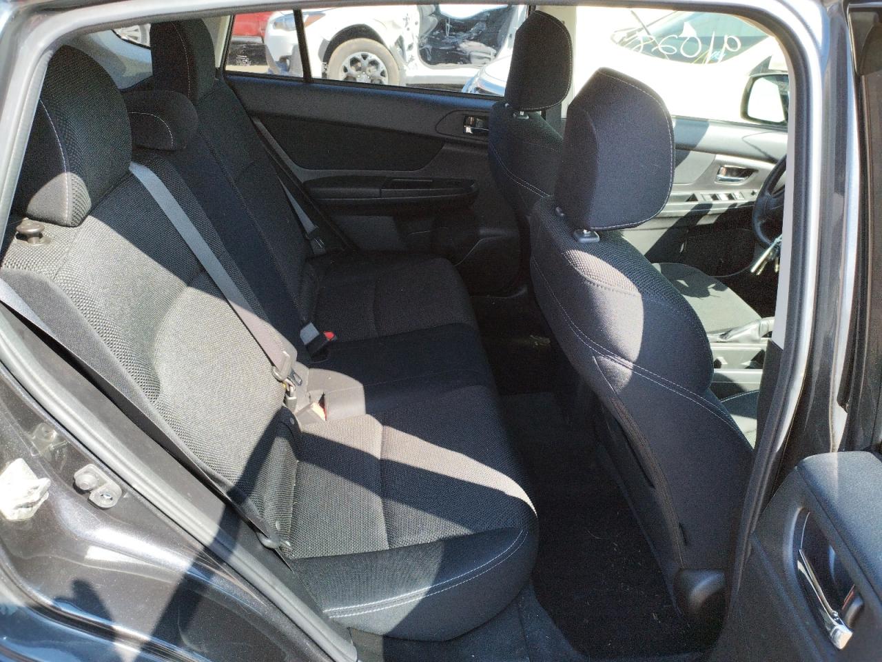 Photo 6 from auction – 2014 SUBARU XV CROSSTR with VIN JF2GPACC2E8217436