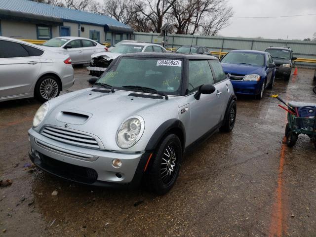 Photo 2 from auction – 2005 MINI COOPER S with VIN WMWRE334X5TD92967