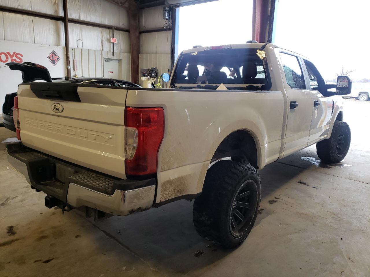 Photo 4 from auction – 2021 FORD F250 SUPER with VIN 1FT7W2BN2MEC85441