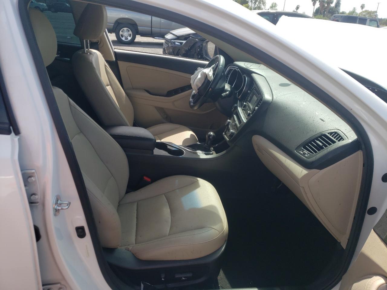 Photo 5 from auction – 2015 KIA OPTIMA EX with VIN 5XXGN4A70FG436602
