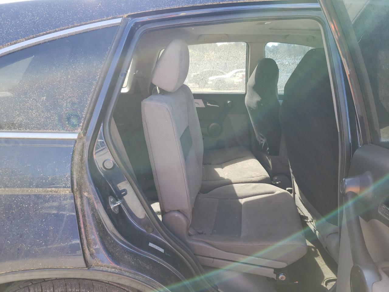 Photo 6 from auction – 2011 HONDA CR-V EX with VIN 5J6RE3H52BL001768