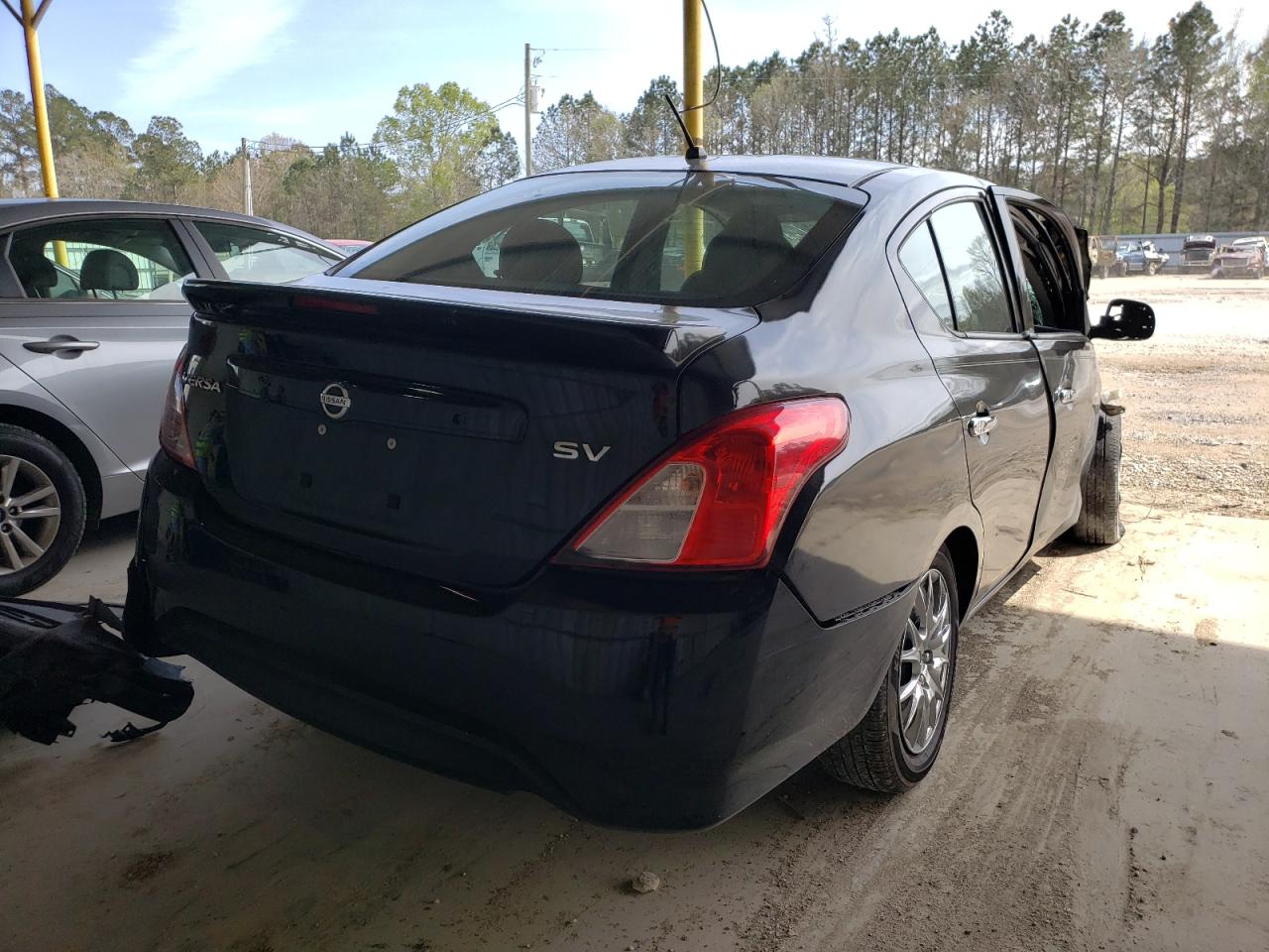 Photo 4 from auction – 2016 NISSAN VERSA S with VIN 3N1CN7AP0GL908659