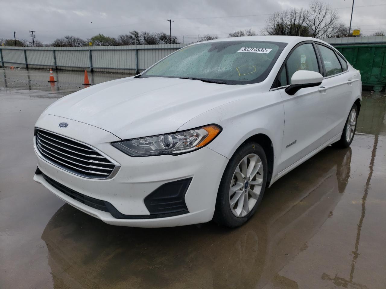 Photo 2 from auction – 2019 FORD FUSION SE with VIN 3FA6P0LU0KR204553