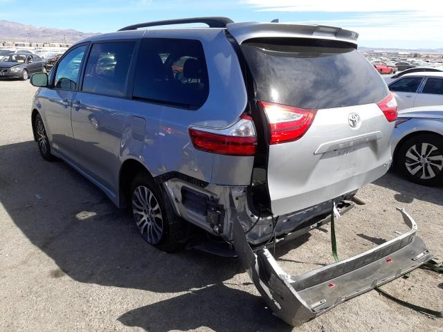 Photo 3 from auction – 2018 TOYOTA SIENNA XLE with VIN 5TDYZ3DC6JS933334