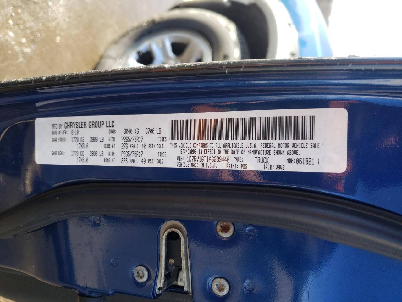 Photo 10 from auction – 2010 DODGE RAM 1500 with VIN 1D7RV1GT1AS239440