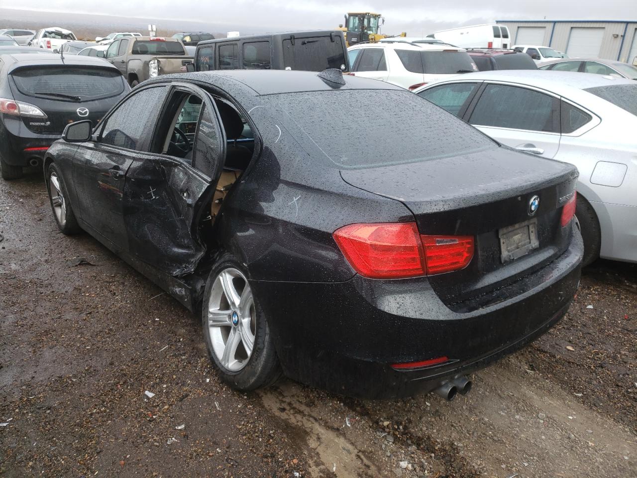 Photo 3 from auction – 2013 BMW 328 I with VIN WBA3A5C56DF353230