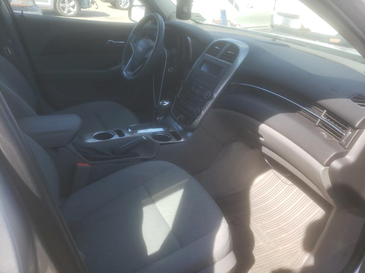 Photo 5 from auction – 2016 CHEVROLET MALIBU LIM with VIN 1G11A5SA6GU130591
