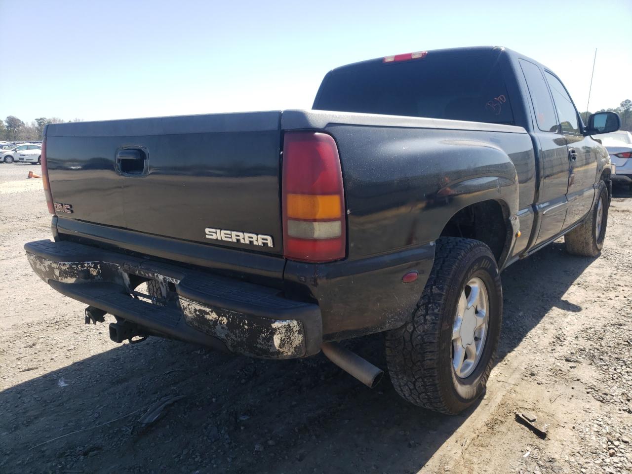 Photo 4 from auction – 2003 GMC SIERRA K15 with VIN 2GTFK69U331162260