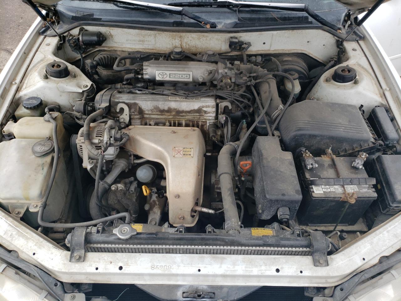 Photo 7 from auction – 1992 TOYOTA CAMRY LE with VIN JT2SK12E7N0028797