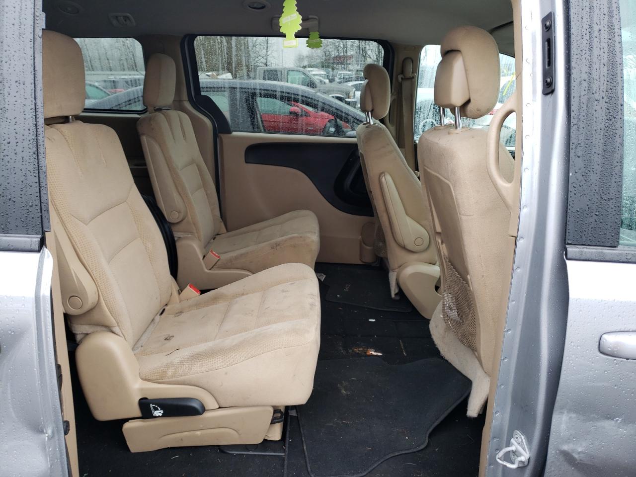 صورة رقم 6 من المزاد - 2016 DODGE GRAND CARA مع VIN 2C4RDGBG4GR342517