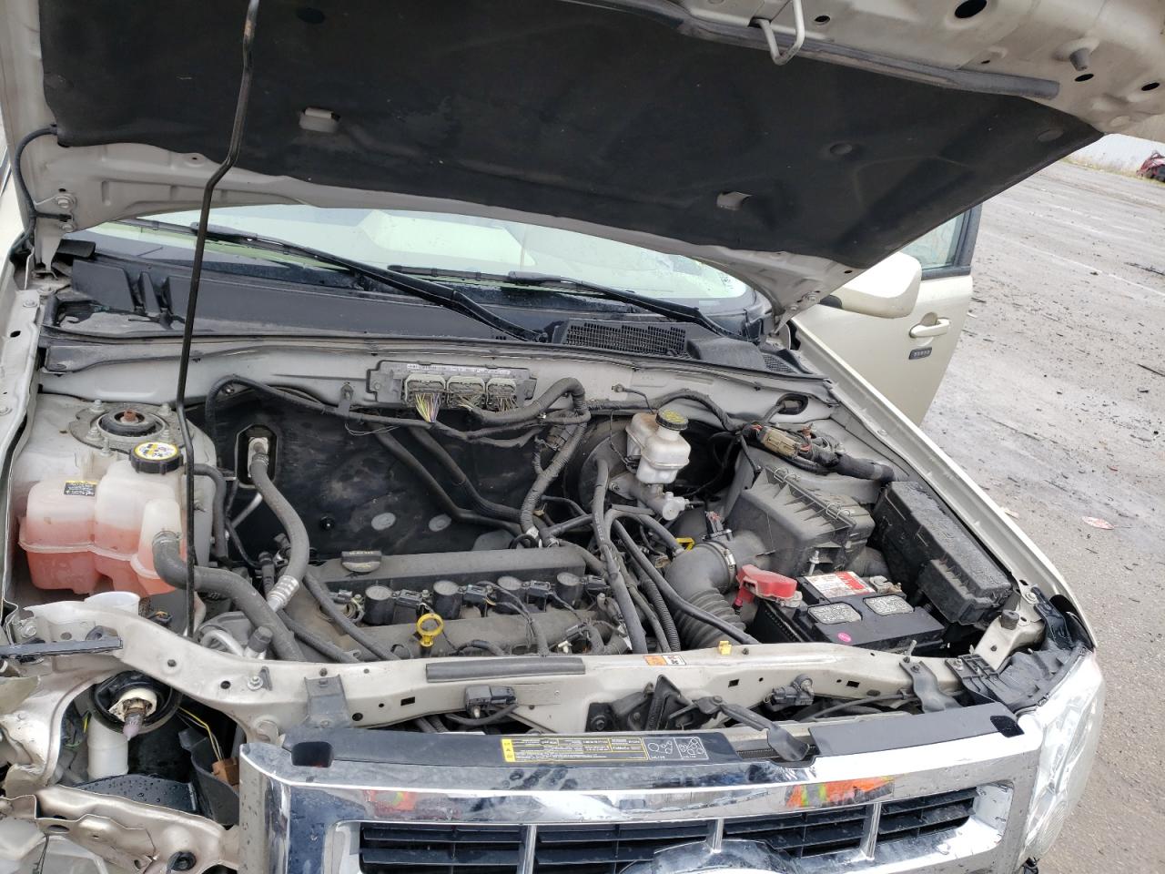 Photo 7 from auction – 2012 FORD ESCAPE LIM with VIN 1FMCU0E79CKC15355